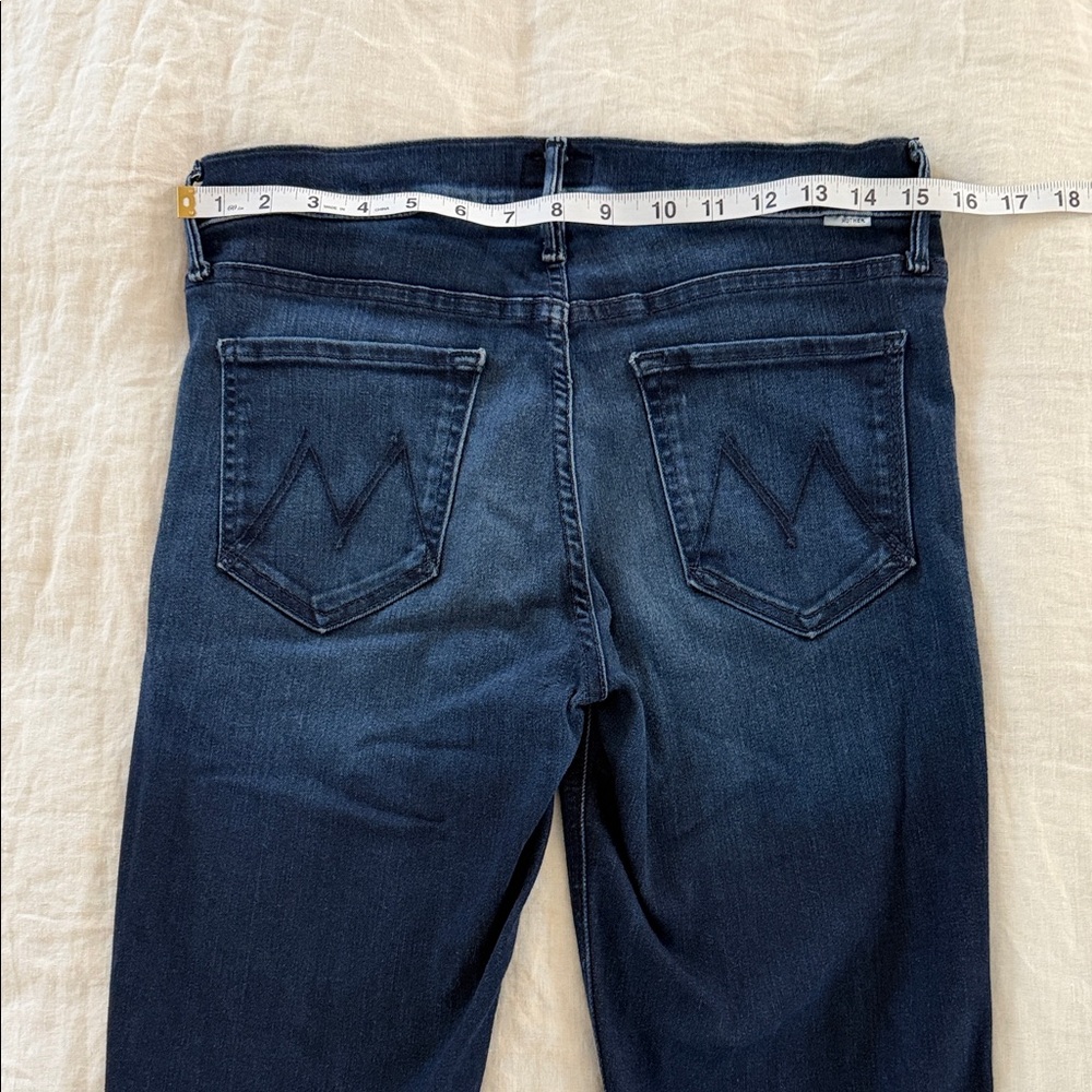 Dark Blue Denim Jeans MOTHER 29 mid rise dazzler ankle